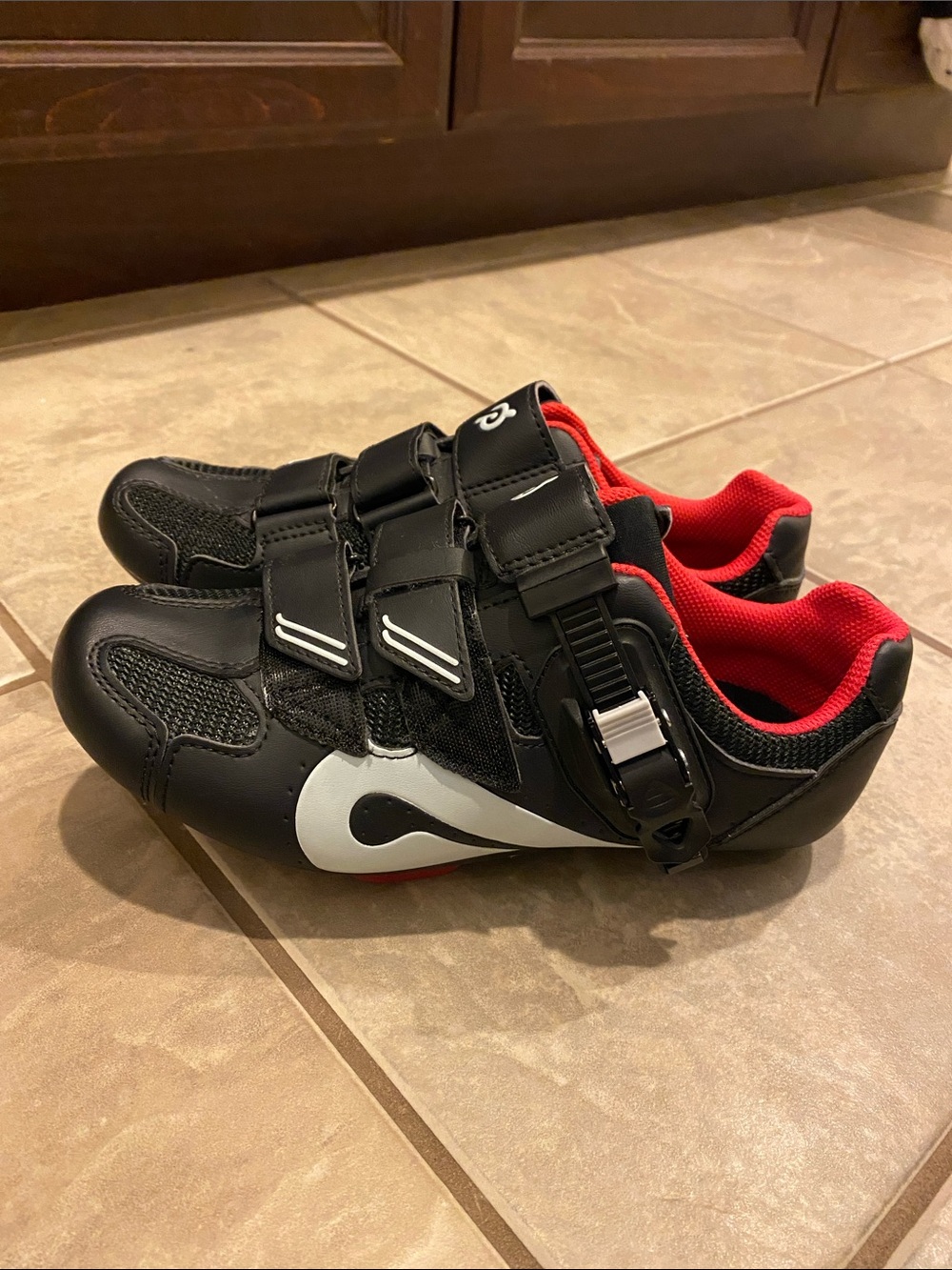 Peloton cycle clip on shoes size 38 fits size 7